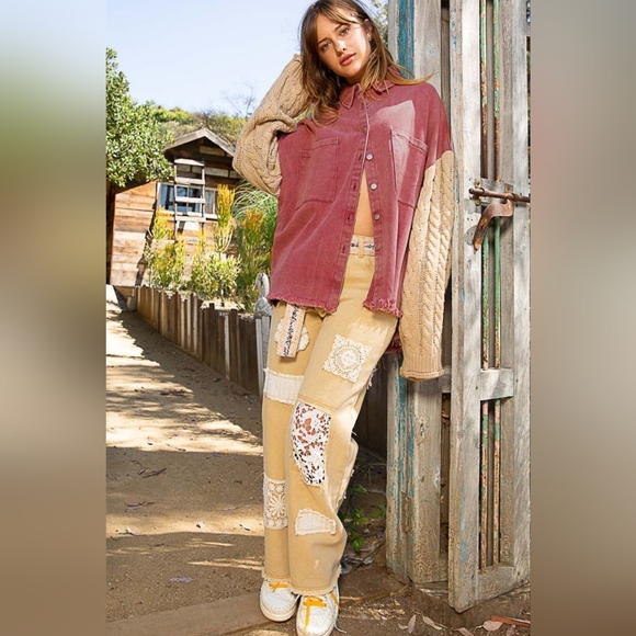 POL Contrast Sweater Sleeve Button Down Shacket - Picture 2 of 5